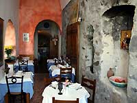 Santorini Restaurant Archipelagos In Fira