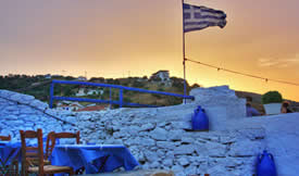Finikas Studios Apartments Maistrali Restaurant in Naxos Town Saint George Bay